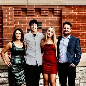 Meet your Posher, Karina